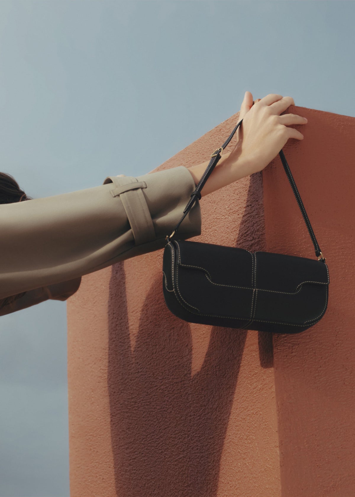 Osmo - Noir Coutures Écrues Lisse