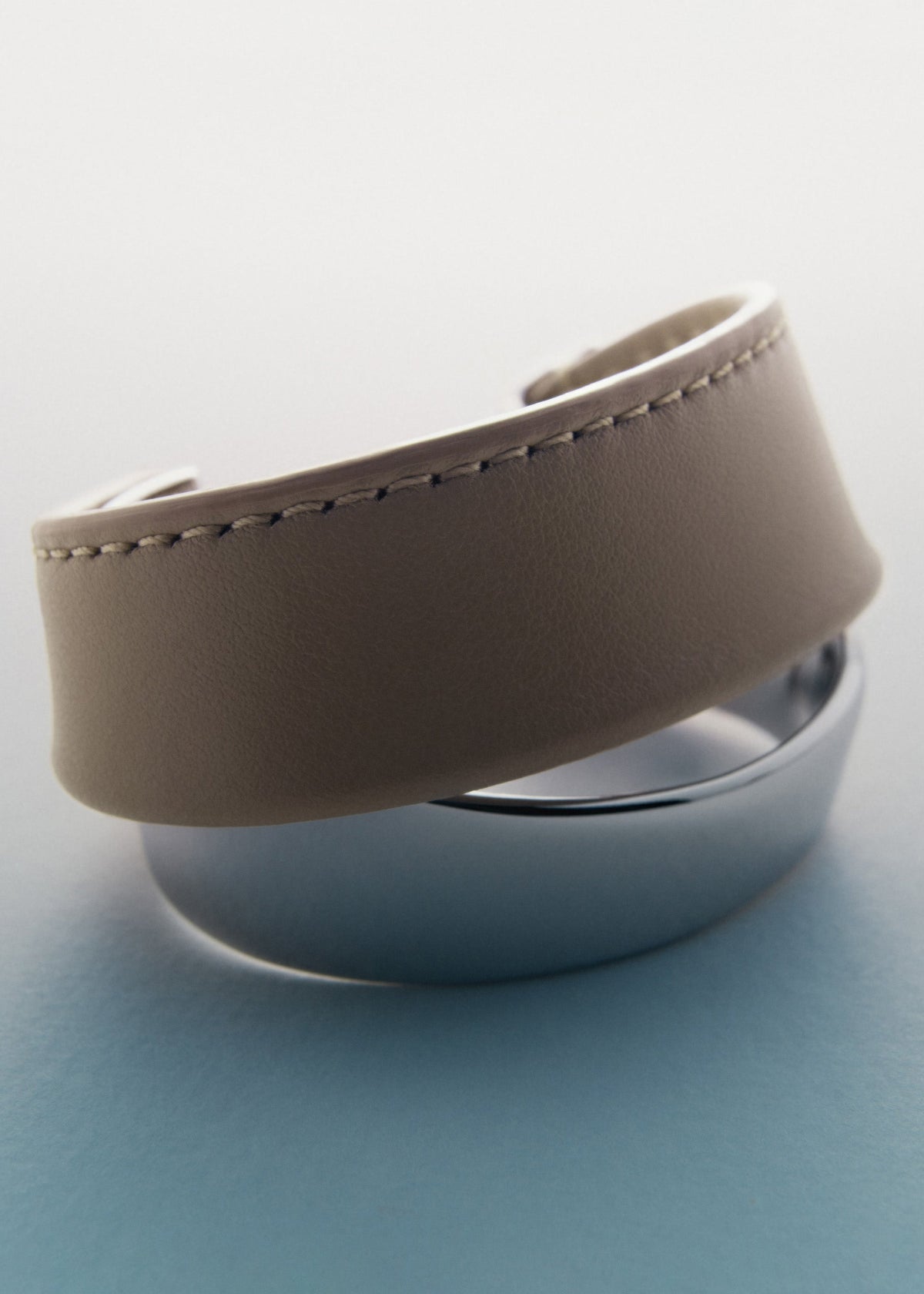 Manchette Ormé - Argentée Cuir Taupe