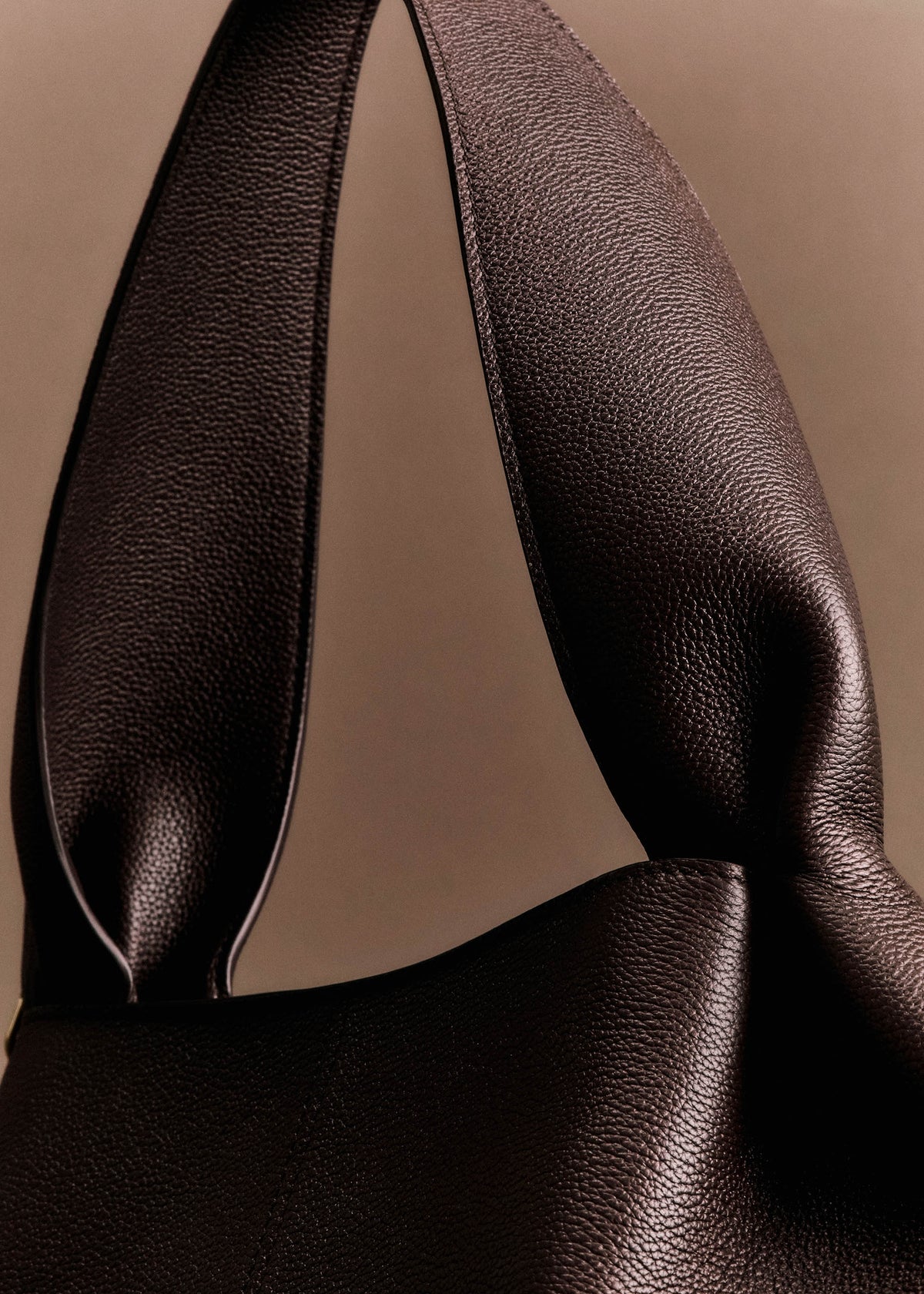 Numéro Neuf East West - Ébène Grainé