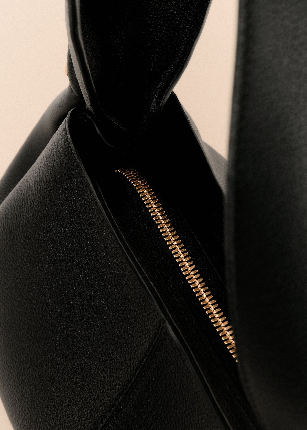 Numéro Neuf East West - Noir Grainé